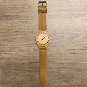 Wood faced men’s watch